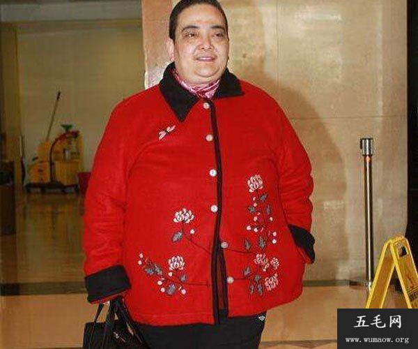 何超雄年轻时美貌 原来赌王还有一个这么低调的女儿