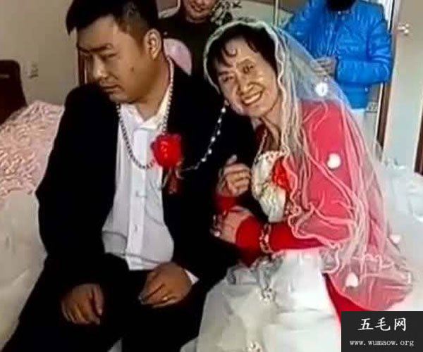 温州三富婆事件 三个女人太猛了可惜了这么年轻的男子